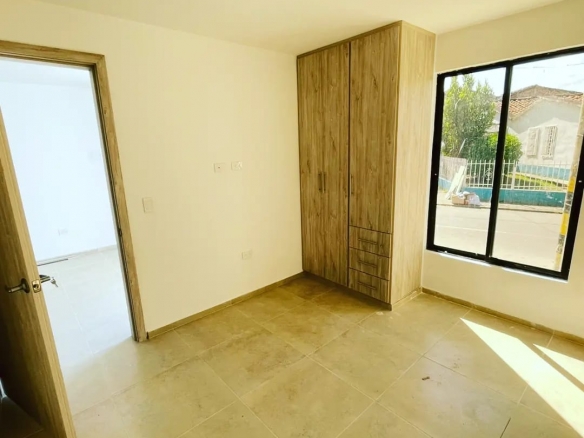 CASA PARA ESTRENAR BARRIO ALAMEDA