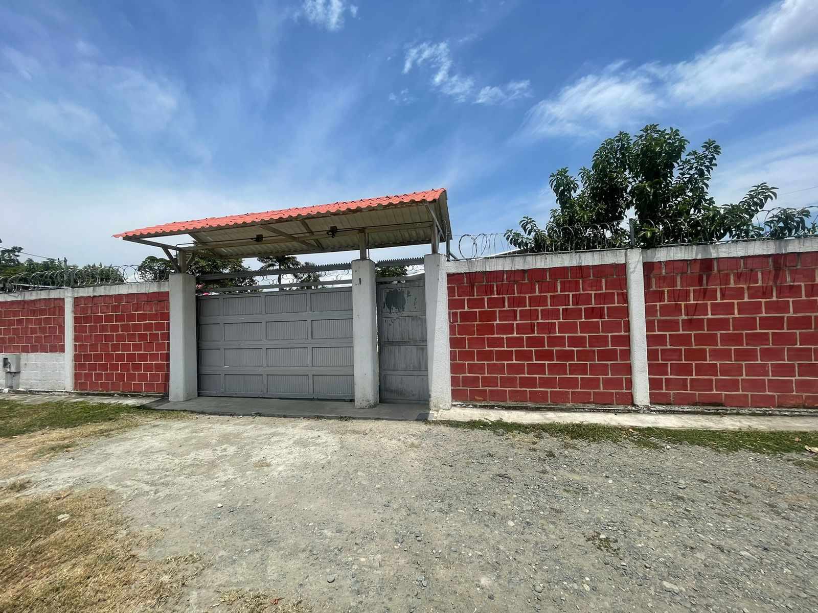 CASA CAMPESTRE  VEREDA TAMBORAL