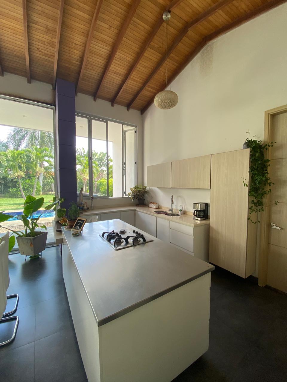 CASA CAMPESTRE BUGALAGRANDE