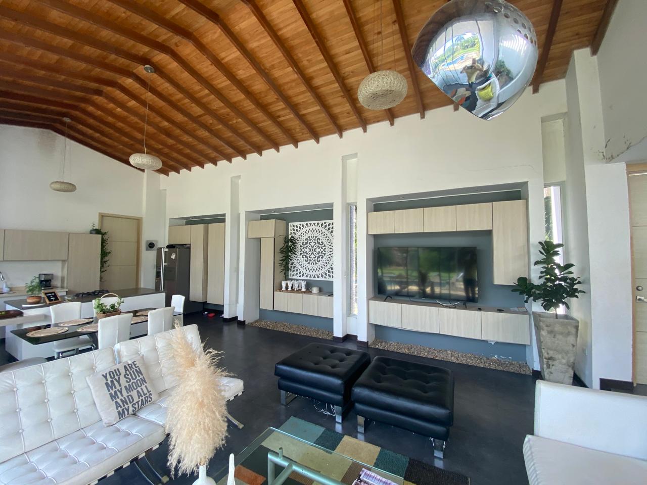 CASA CAMPESTRE BUGALAGRANDE