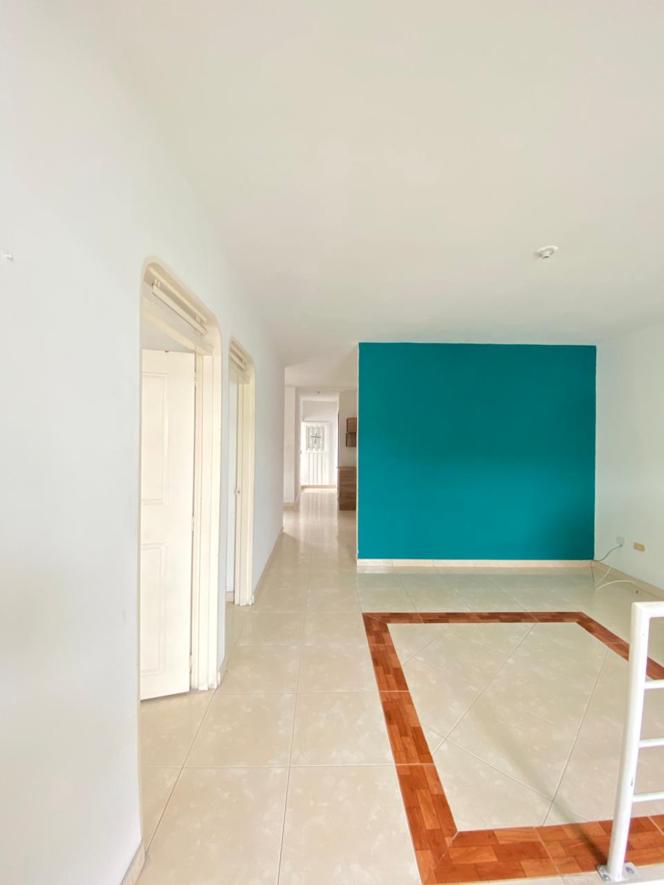 CASA BIFAMILIAR EL BOSQUE
