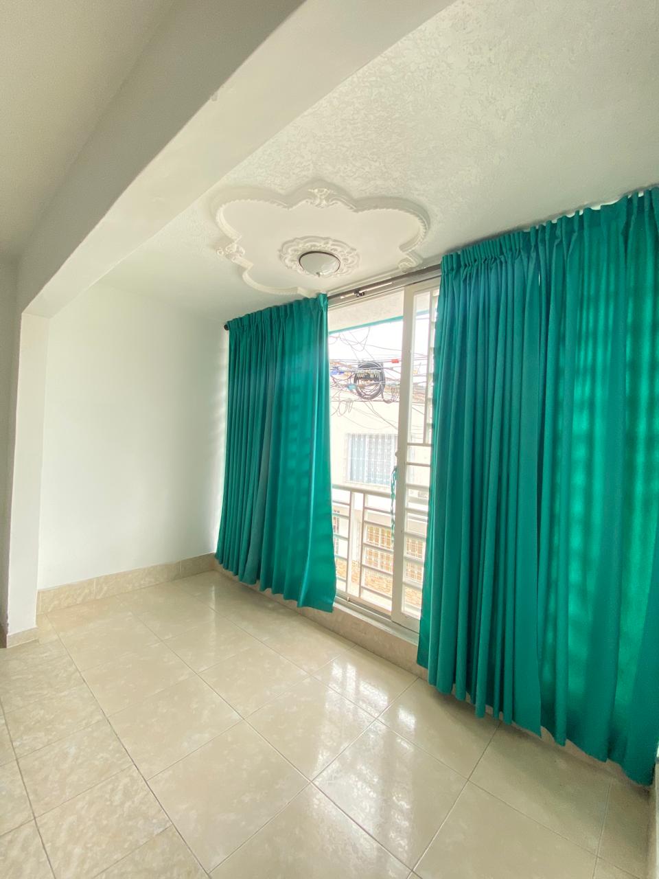 CASA BIFAMILIAR EL BOSQUE