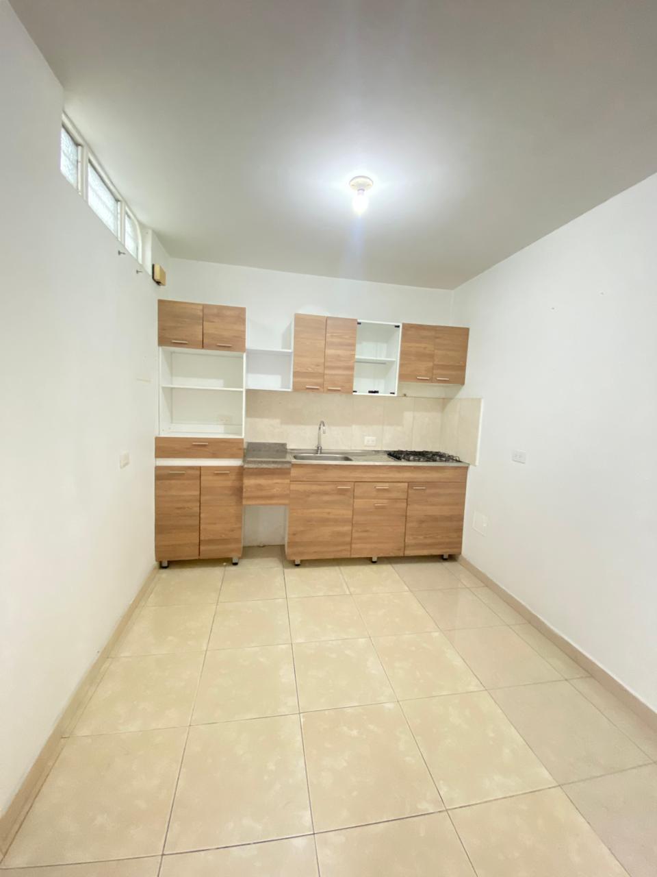 CASA BIFAMILIAR EL BOSQUE