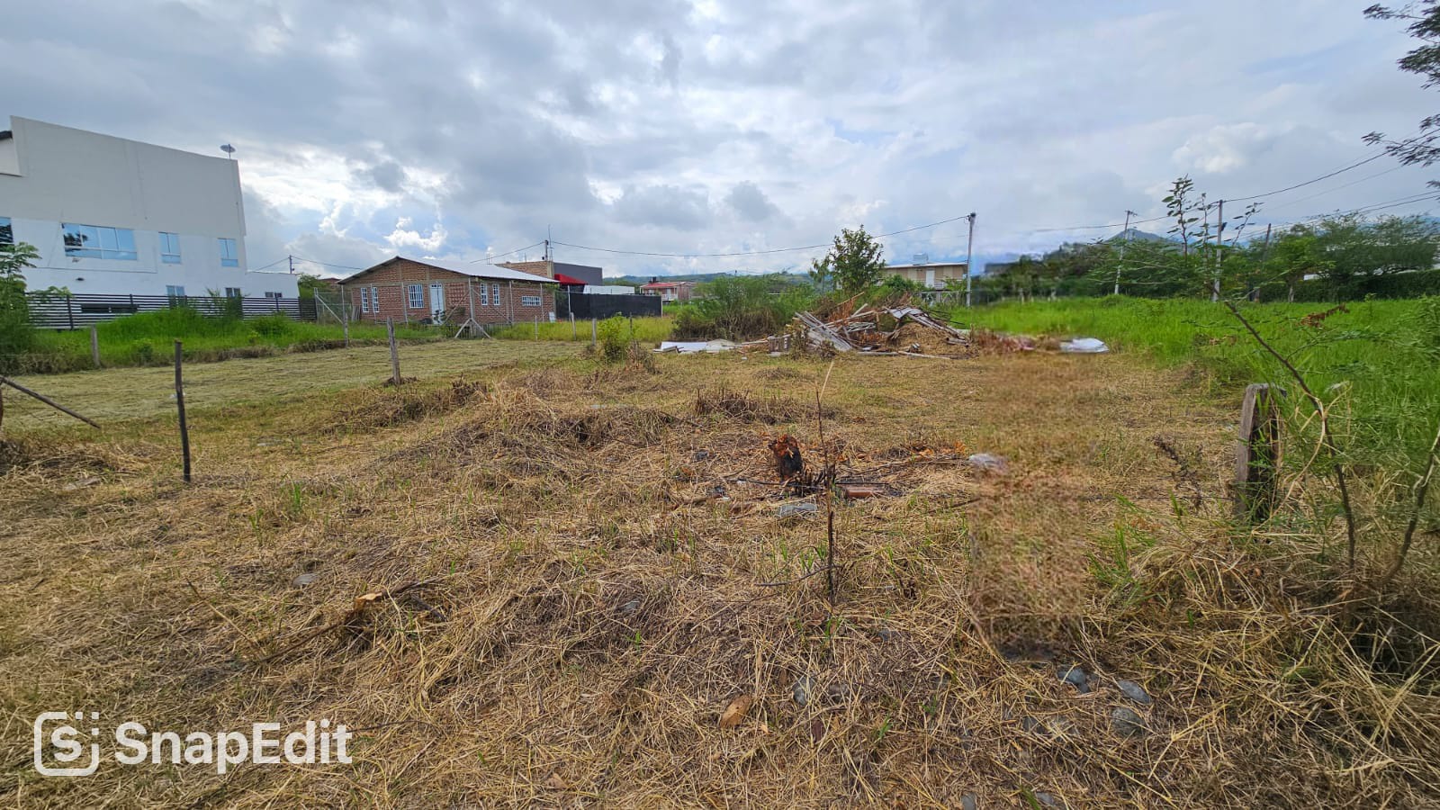 LOTE CAMPESTRE URB. EL LIBANO