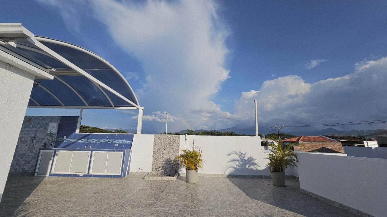 CASA ESQUINERA ENTRERIOS