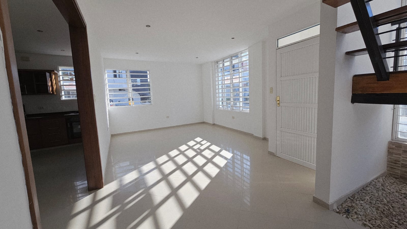 CASA ESQUINERA ENTRERIOS